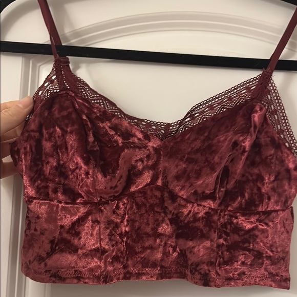 Flirtitude Velvet Bralette in Deep Burgundy - Picture 4 of 10